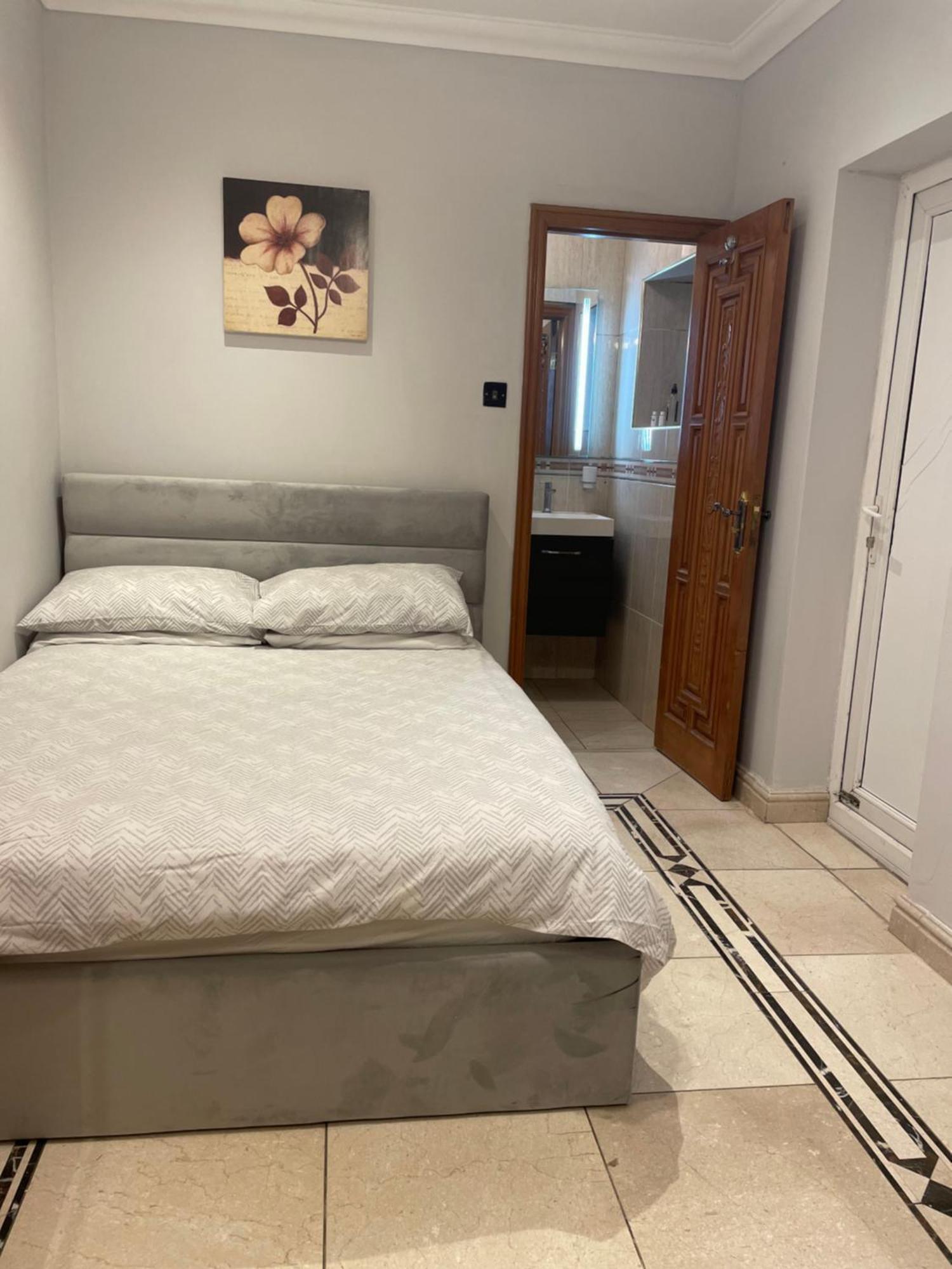 North London Studio Apartment Ngoại thất bức ảnh